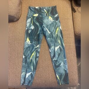 Women’s Athletic Leggings